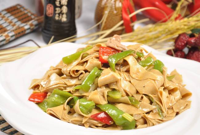 A8. Sautéed Dried Tofu With Hot Peppers(尖椒干豆腐 )